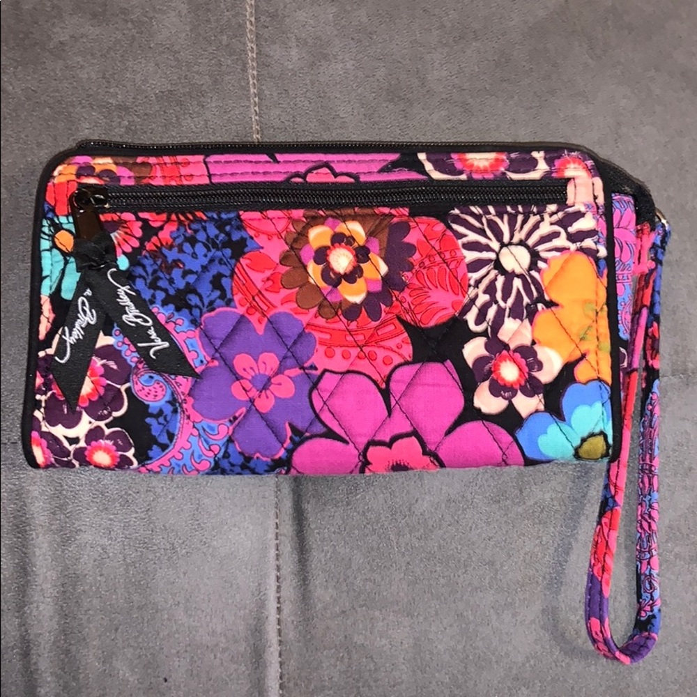 Vera Bradley wallet with wristlet
